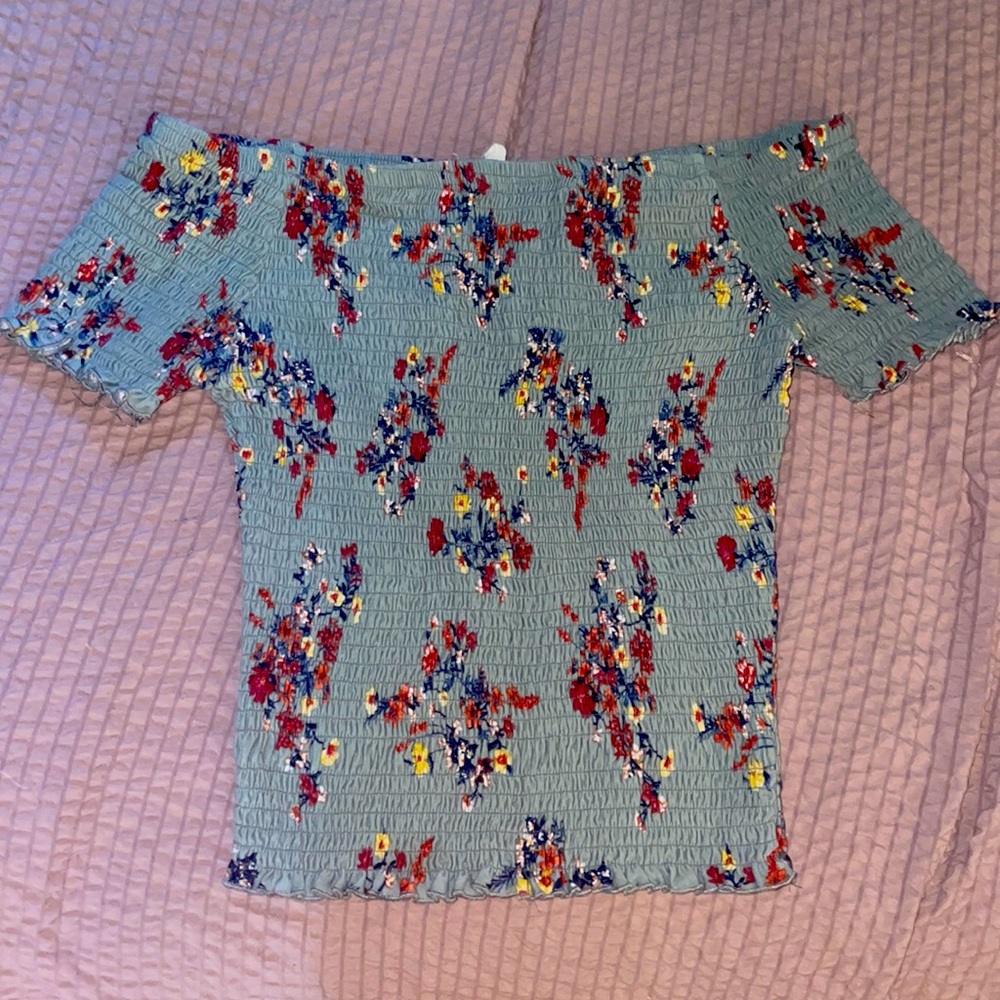 Cute flower print off the shoulder crop top